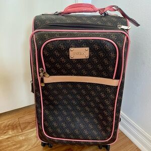 GUESS “Logo Affair” Carry-On / Spinner Suitcase